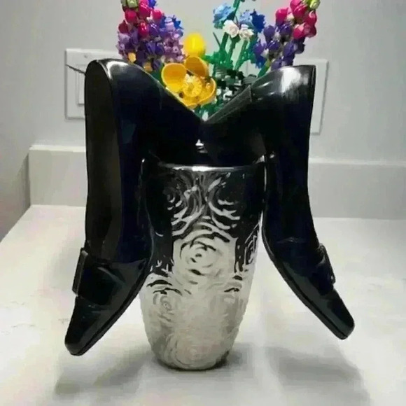 PRADA Black Leather Shoes with Point Toes and Chunky Heel - Picture 3 of 14